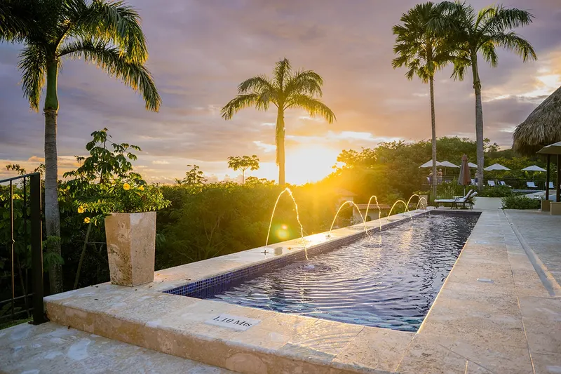 Piscina en Parador Nature Resort, Manuel Antonio